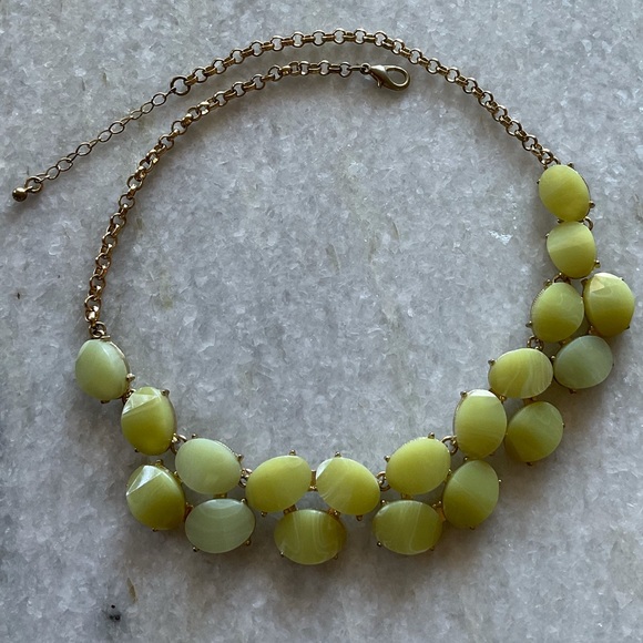 Lime green Apron Necklace - Picture 1 of 5